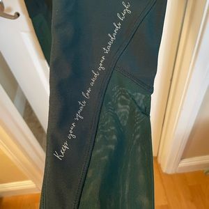 Leggings with motivational quote